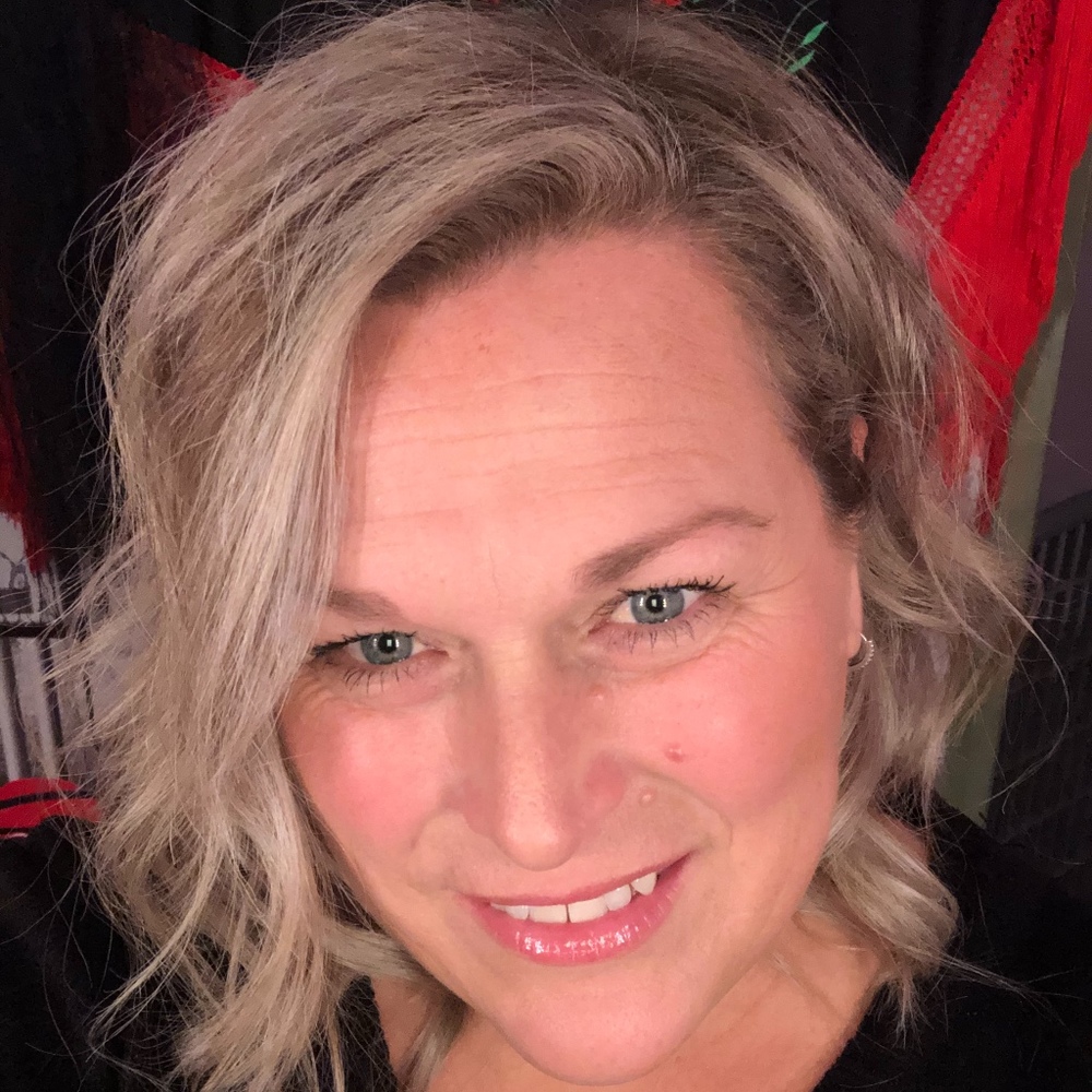 Meet your Posher, Brandi